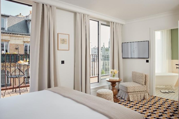 JUNIOR SUITE CLASSIC Room