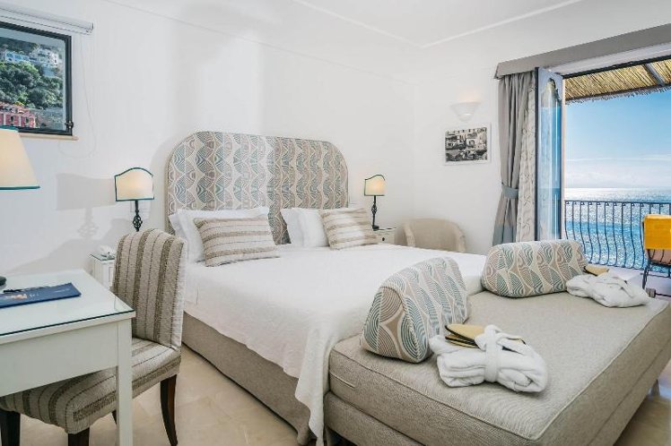 JUNIOR SUITE SEA VIEW WITH BALCONY Room