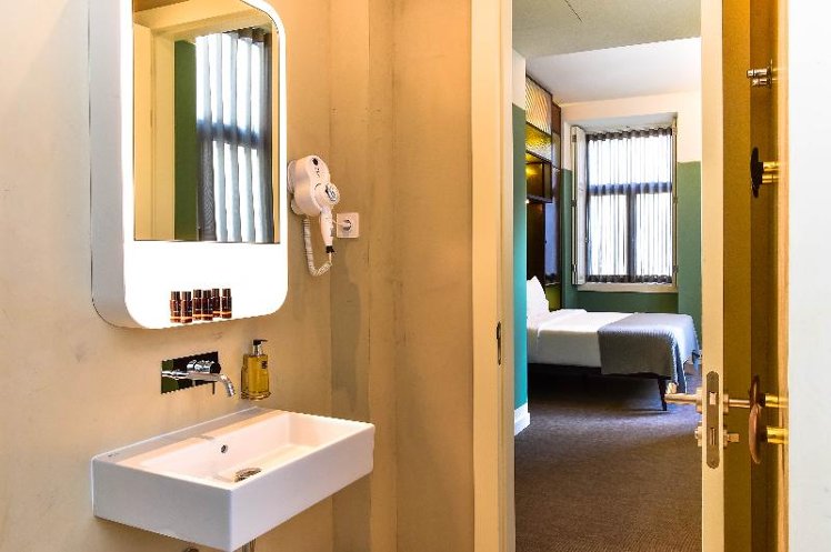 TWIN STANDARD Room