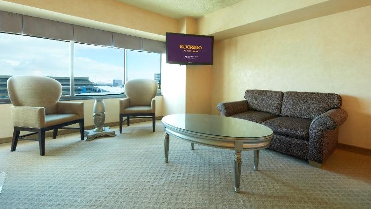 SUITE KING SIZE BED Room