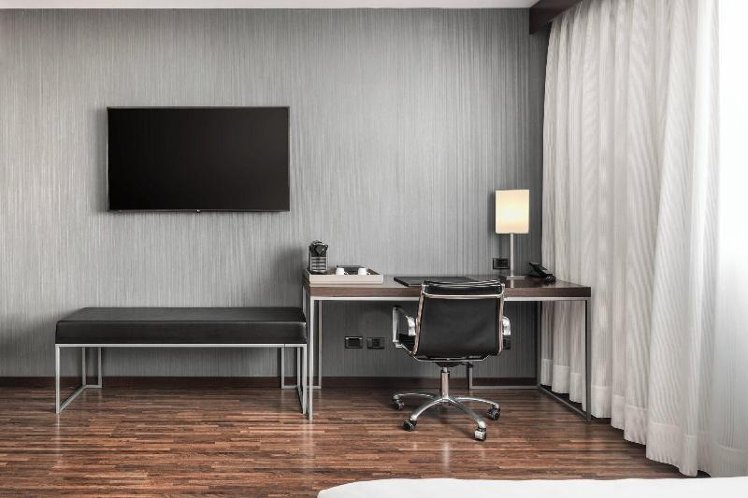 DOUBLE KING BED NON SMOKING Room