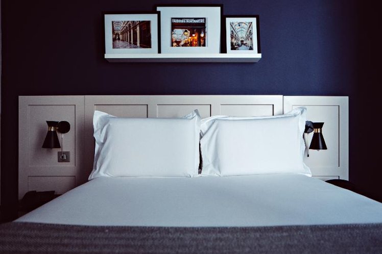 Double or Twin DELUXE Room