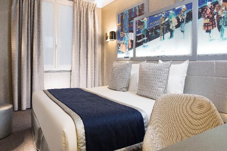 DOUBLE STANDARD Room
