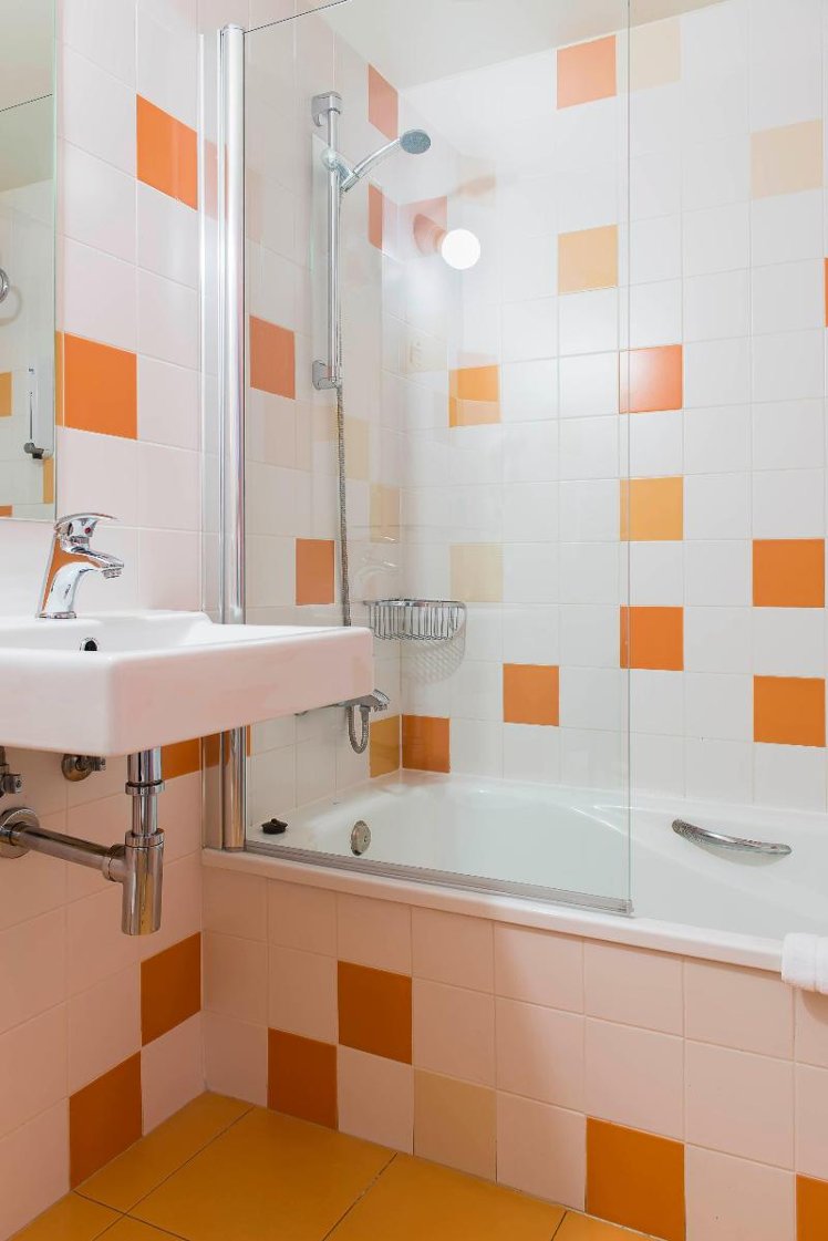 TWIN STANDARD Room