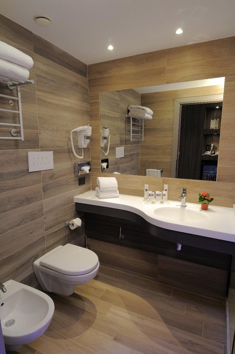 DOUBLE SINGLE USE STANDARD Room