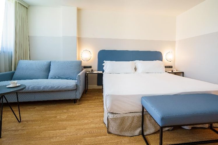 DOUBLE SINGLE USE SUPERIOR Room