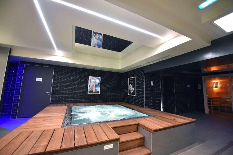 DOUBLE STANDARD Room