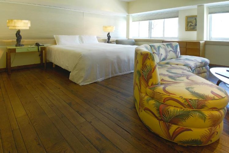 SUITE OCEAN VIEW KING BED Room
