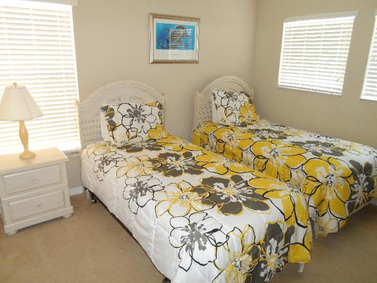 HOME FOUR BEDROOMS WITH PRIVATE POOL Room