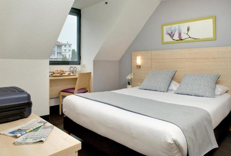 JUNIOR SUITE STANDARD Room