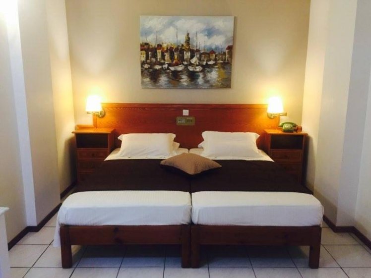 DOUBLE STANDARD Room