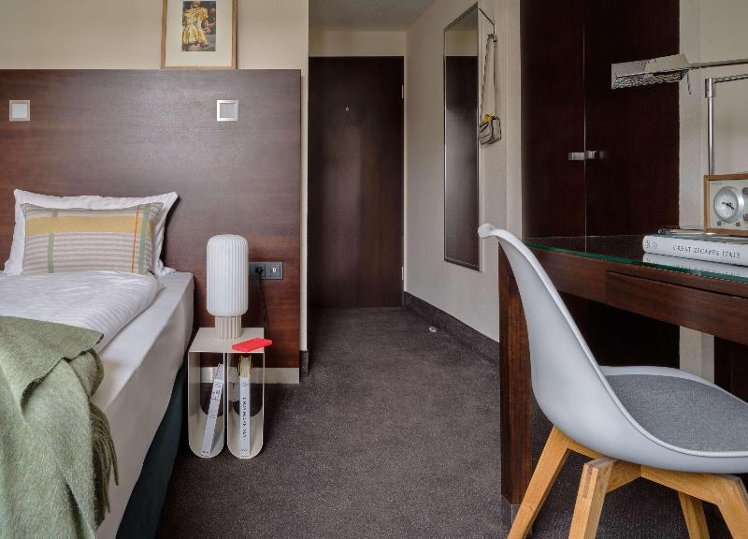SINGLE COMFORT Room