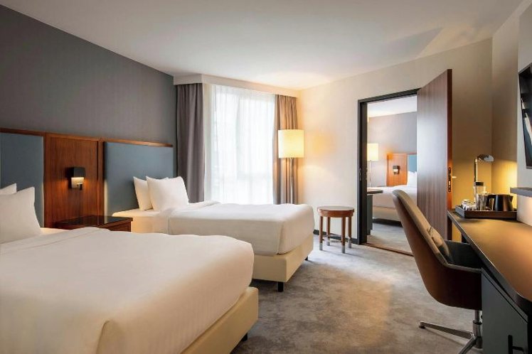 DOUBLE STANDARD Room