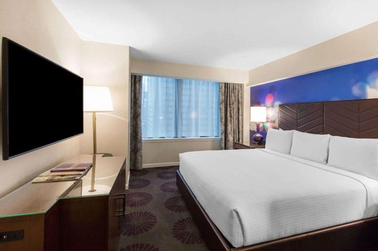 DOUBLE KING SIZE BED Room
