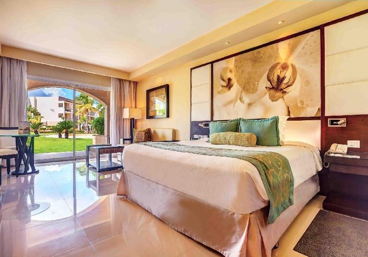 DOUBLE LUXURY Room