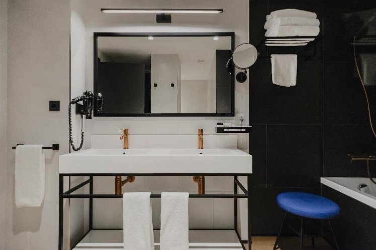 TRIPLE STANDARD Room