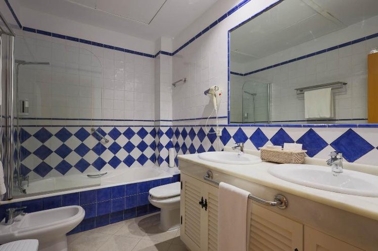 Double or Twin SUPERIOR Room