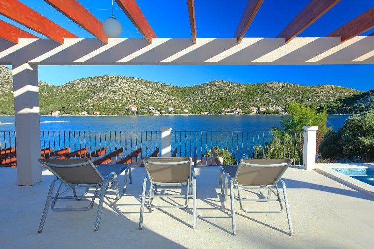 VILLA FIVE BEDROOMS WITH PRIVATE POOL Room