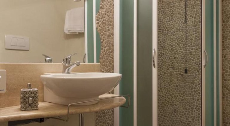 TWIN CLASSIC Room