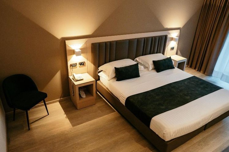 DOUBLE DELUXE Room