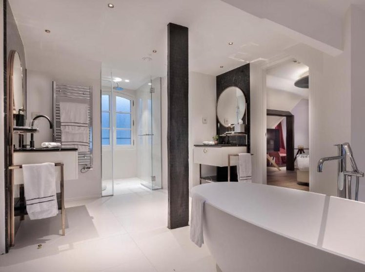 SUITE GRAND Room