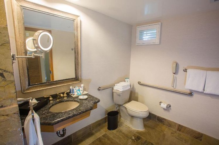 JUNIOR SUITE Accessible WITH VIEWS Room