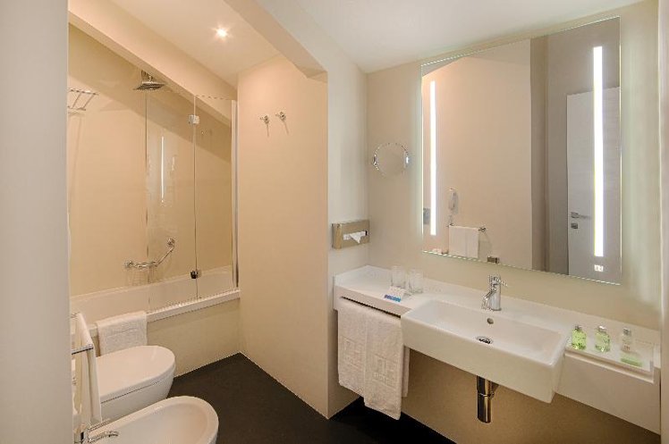 DOUBLE SUPERIOR WITH VIEWS Room