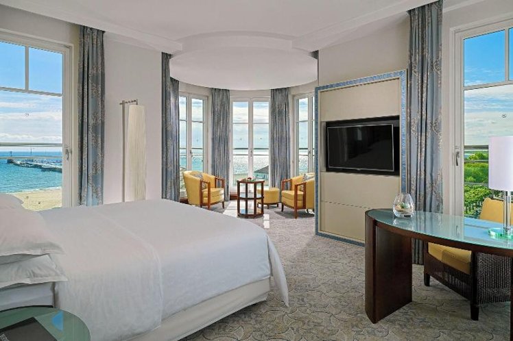 JUNIOR SUITE WITH DOUBLE BED Room