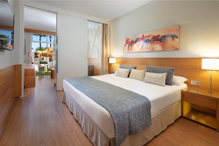 JUNIOR SUITE GARDEN VIEW Room