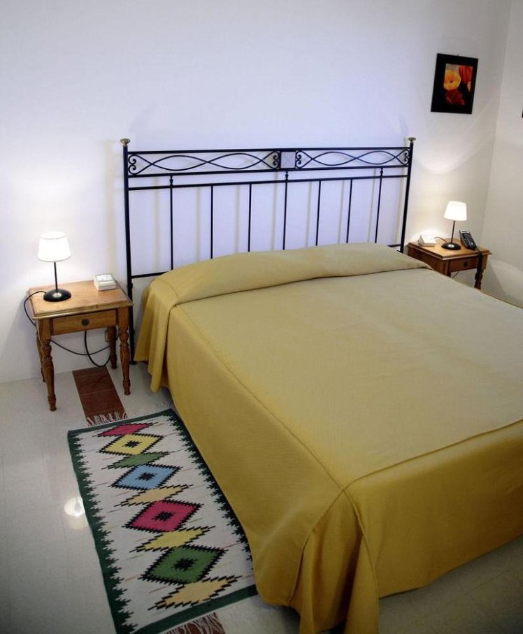 DOUBLE STANDARD Room