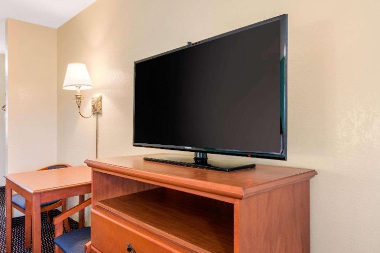DOUBLE TWO QUEEN BEDS Room