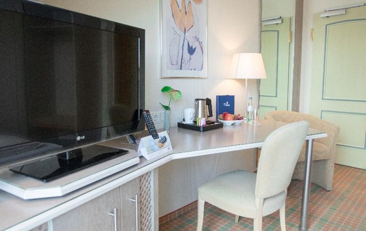 DOUBLE SUPERIOR Room