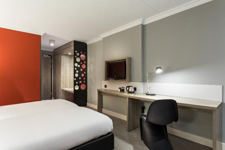 TWIN STANDARD Room