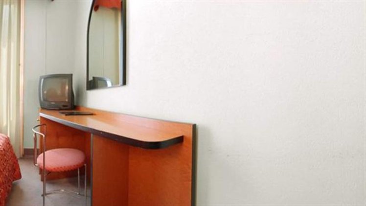 TWIN STANDARD Room