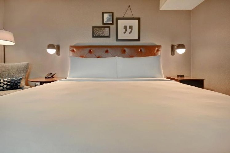 DOUBLE KING BED NON SMOKING Room