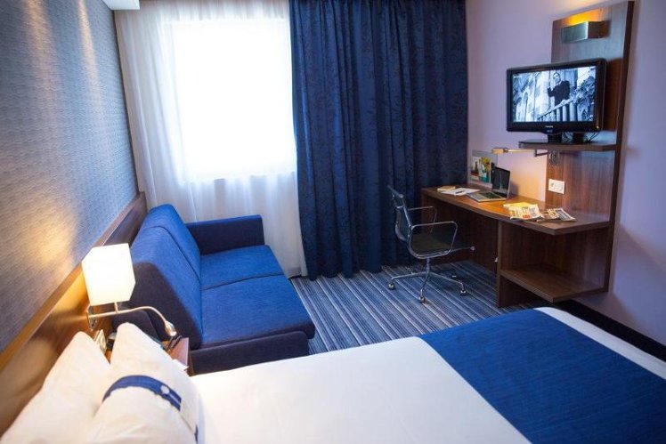 DOUBLE STANDARD Room