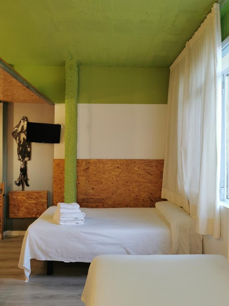 TWIN STANDARD Room