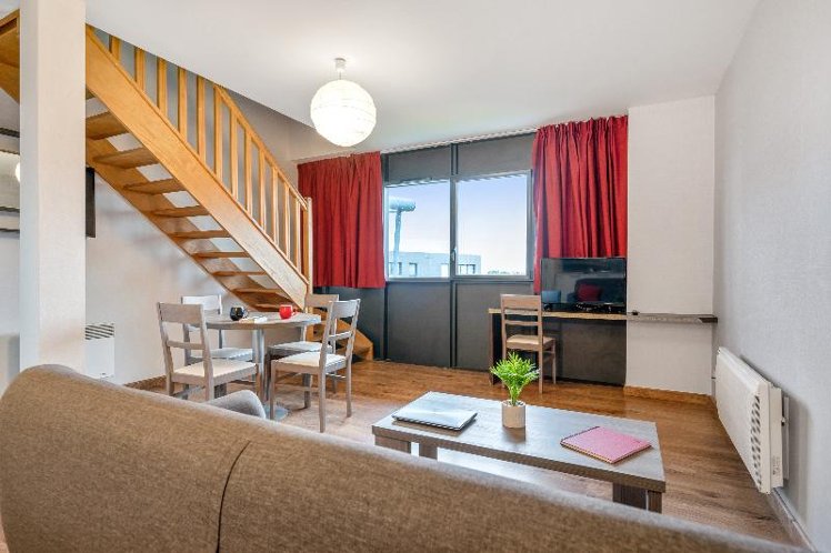APARTMENT CAPACITY 5 Room