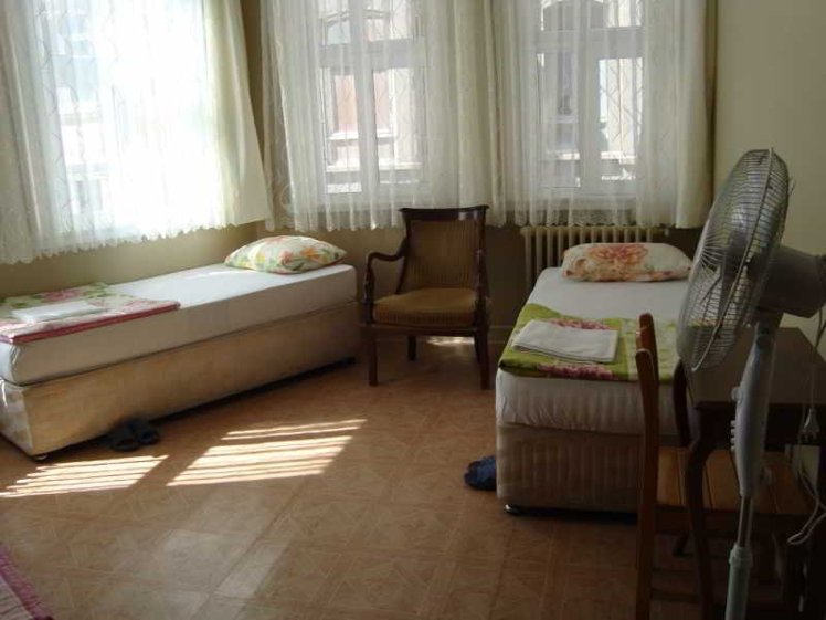 Yeni Hotel
