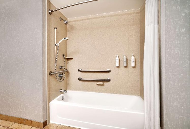 DOUBLE TWO QUEEN BEDS Room