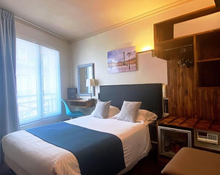 SINGLE STANDARD Room