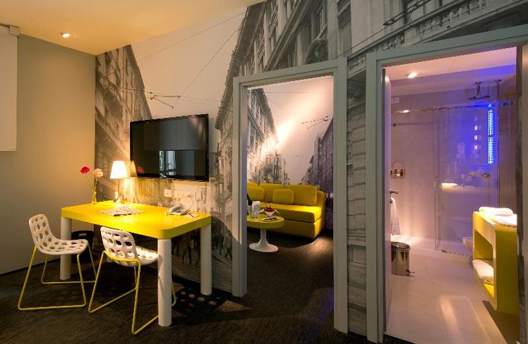 SUITE TWO BEDROOMS ONE BATHROOM Room