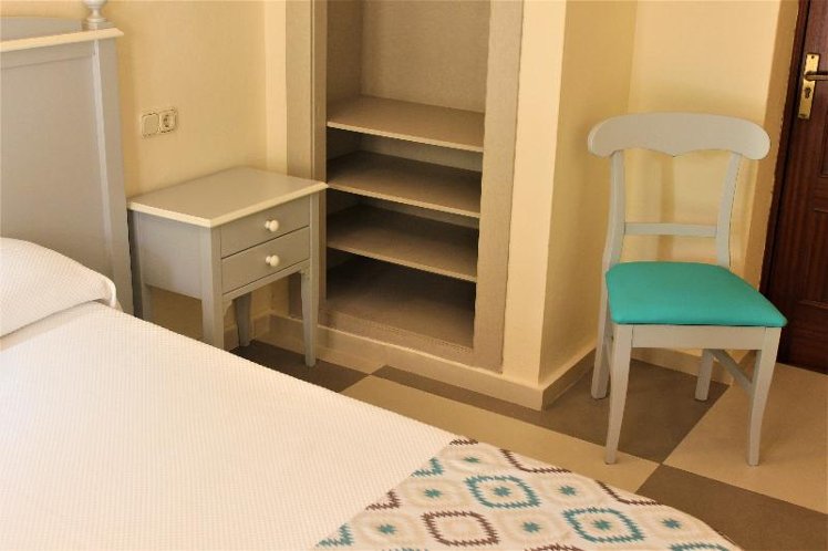 SINGLE STANDARD Room