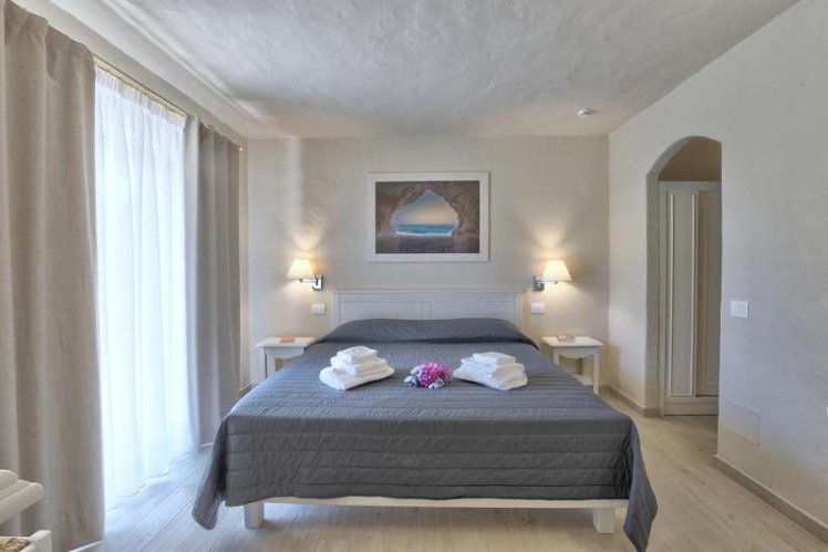 JUNIOR SUITE GARDEN VIEW Room