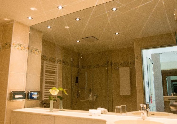 DOUBLE COMFORT Room