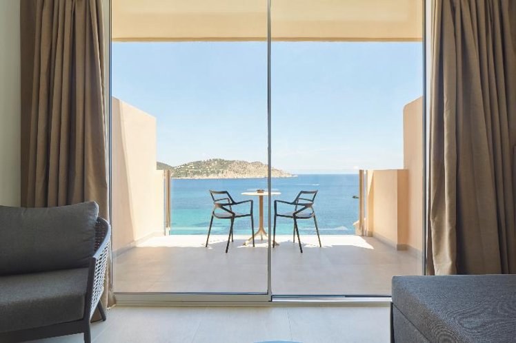 FAMILY ROOM SEA VIEW Room