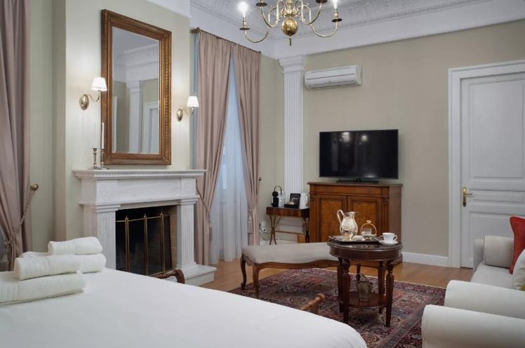 SUITE SUPERIOR Room