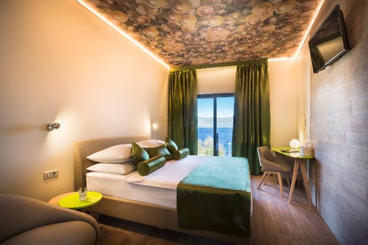 DOUBLE SEA VIEW Room