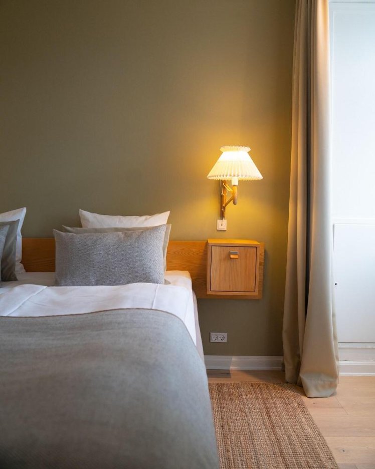JUNIOR SUITE KING SIZE BED Room