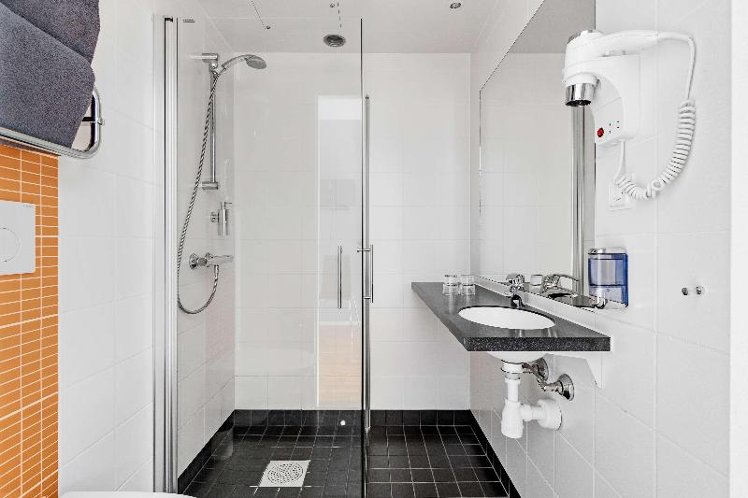 DOUBLE ECONOMY Room